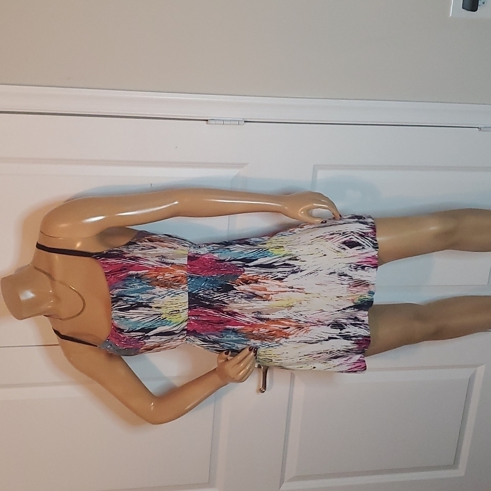 Hang Ten Beach Dress Sz. Medium, 5 For $50